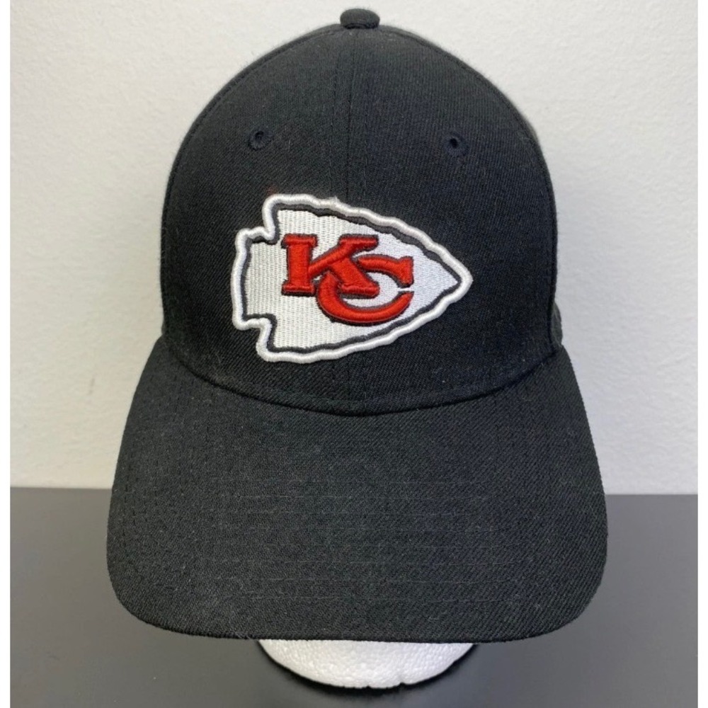 New Era 9Forty Hat Men Black OS SnapBack Kansas City Chiefs Football Logo NFL